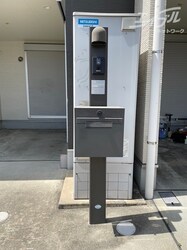 ラ　カーサ一津屋の物件外観写真